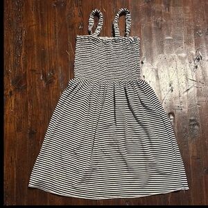 INGEAR EUC GIRLS DRESS BLACK WHITE SUMMER TANK DRESSES STRIPES SIZE SMALL